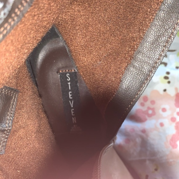 Steve Madden Leather Booties - Picture 6 of 7